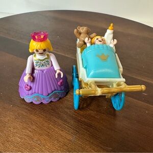 Playmobil Princess & Royal Baby Carriage Set – Crown, Bottle & Teddy Bear